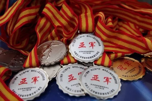 巴萨与科比品牌的合作可能将在本赛季后结束
